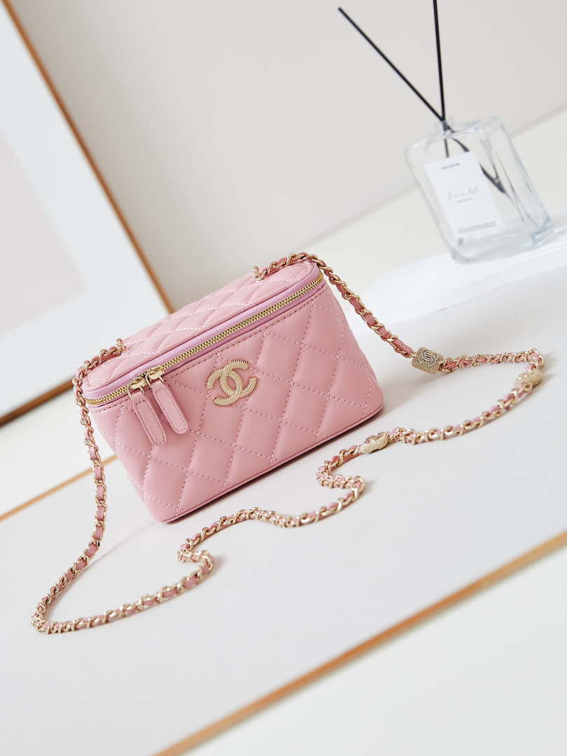 Chanel AP4301 Clutch Embossed Rhinestone Vanity Box bag Light Pink