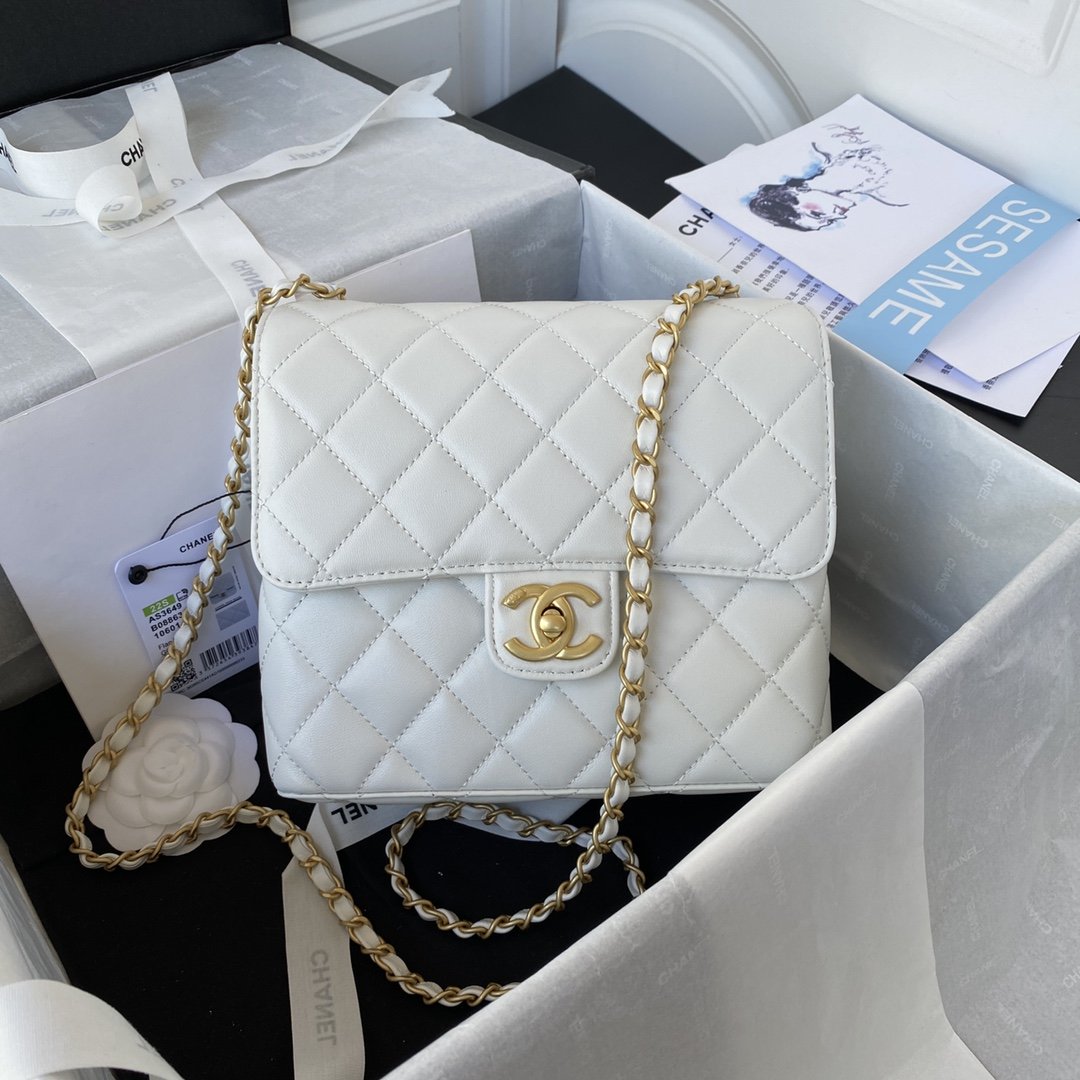 Chanel Small Floor Pack White For Women Bags